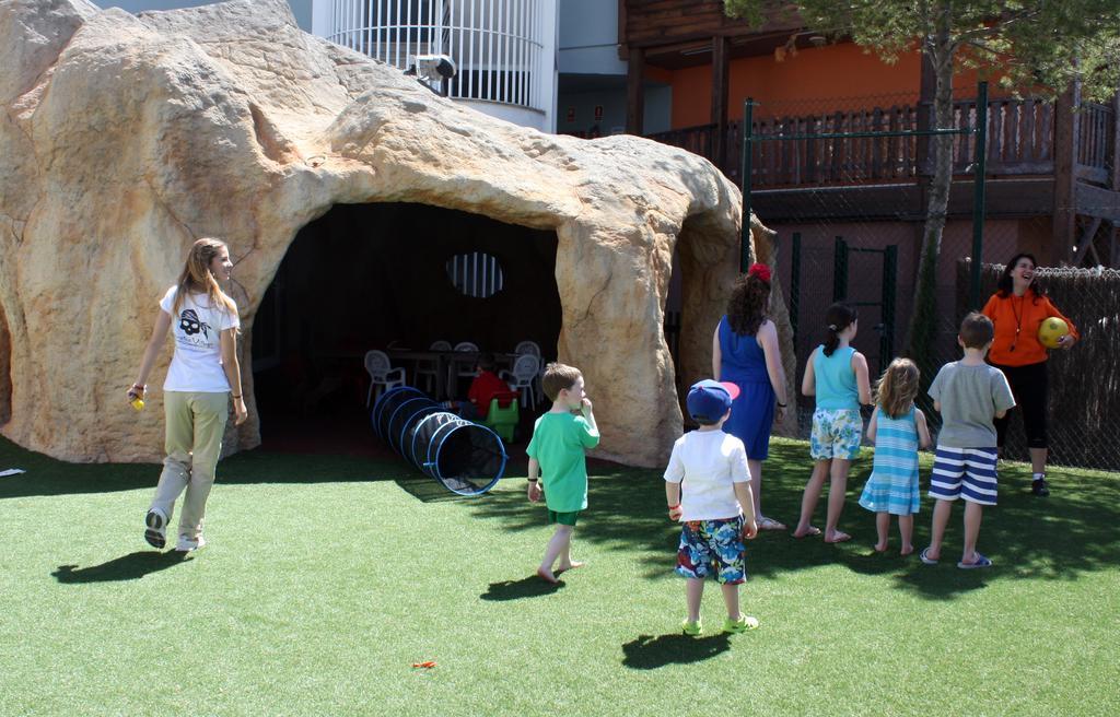 Pirates Village Santa Ponsa Exterior foto